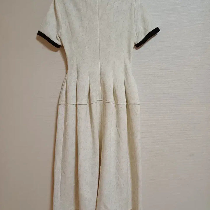 [BUNJANG] KUOSE Fitted Waist Dress - S / 미착용 쿠오세 KUOSE 핏티드 웨이스트 드레스S 판매합니다