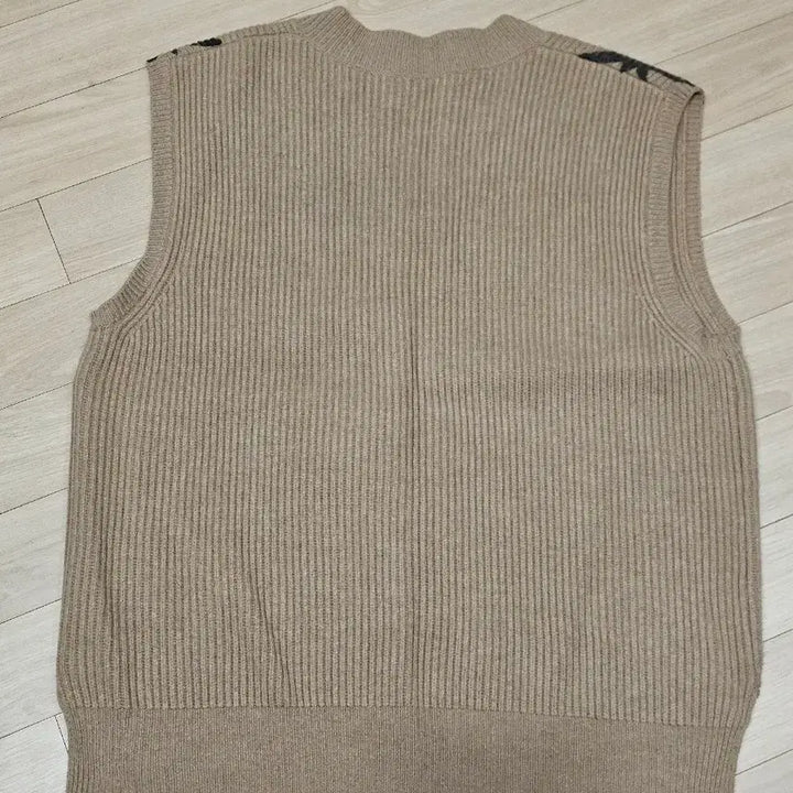 [BUNJANG] JW Anderson Strawberry Knit Vest XL / [정품] JW앤더슨 딸기 니트 베스트 오버사이즈핏
