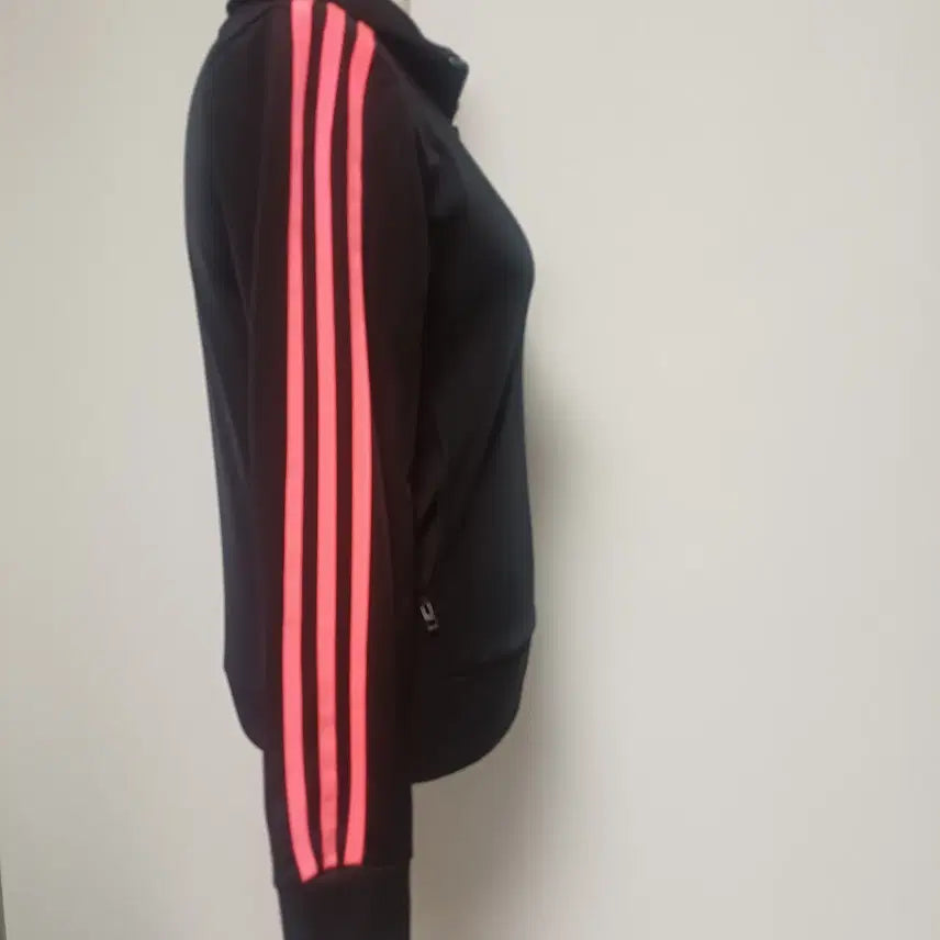 [BUNJANG] Adidas Vintage Track Top Black &amp; Neon Pink Jacket / [S급] 아디다스 2014 빈티지 트랙탑 검핑 (실측 포함/슬림핏)