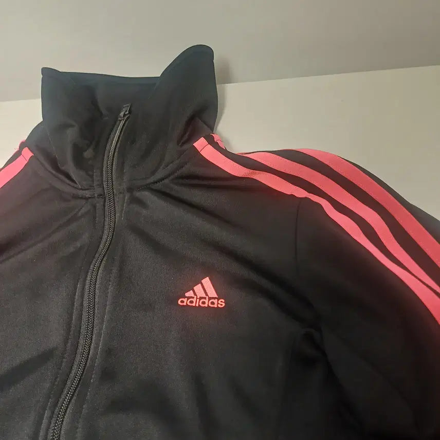 [BUNJANG] Adidas Vintage Track Top Black &amp; Neon Pink Jacket / [S급] 아디다스 2014 빈티지 트랙탑 검핑 (실측 포함/슬림핏)