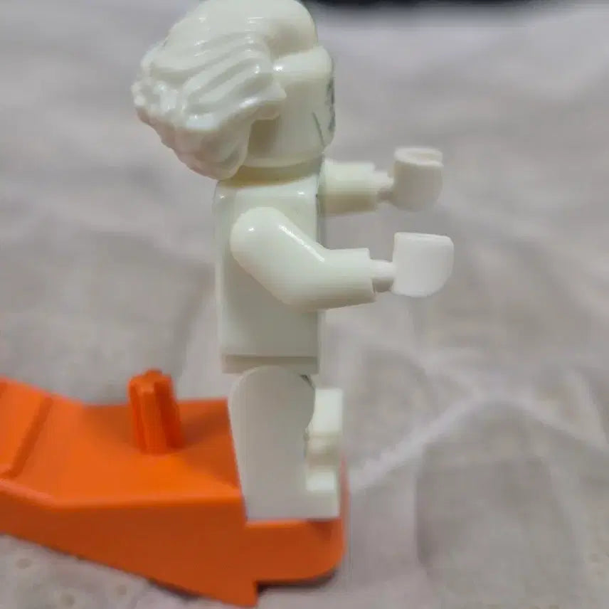 [BUNJANG] LEGO Harry Potter Nearly Headless Nick Minifigure (76389) / 레고 해리포터 야광 목이 달랑달랑한 닉 미니피규어 (76389)