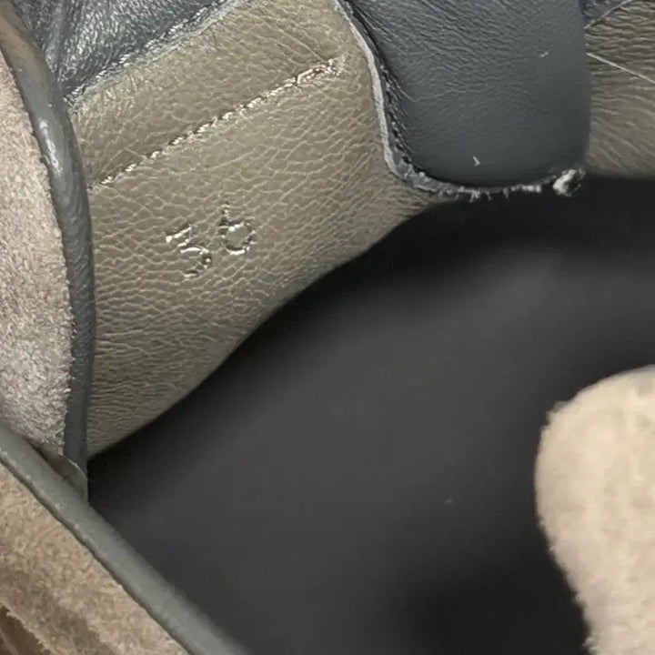 [BUNJANG] Max Mara Suede Sneakers Grey Size 36 / 막스마라 스웨이드 스니커즈 그레이 36