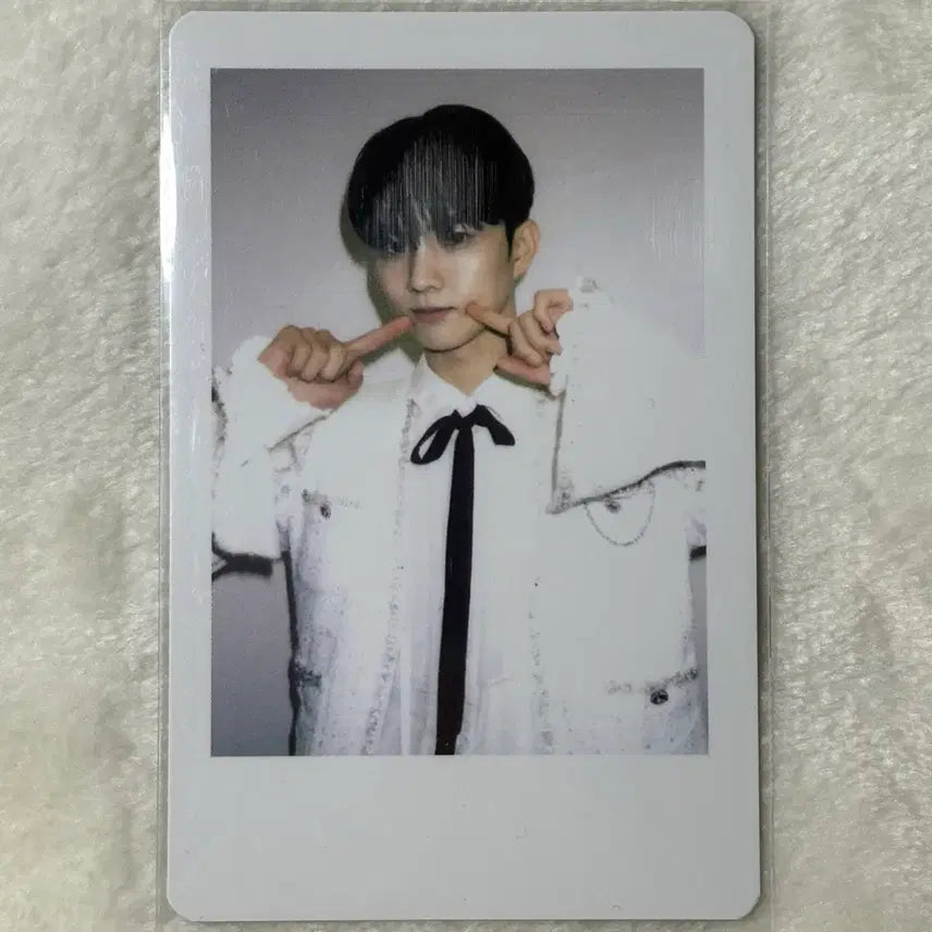 [BUNJANG] The Boyz Q Generation Photocard / 더보이즈 큐 제너레이션 키링 포카