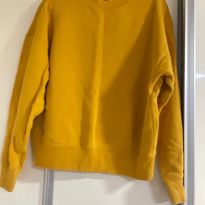 [BUNJANG] Uniqlo Mustard Crewneck XL / 유니클로 머스타드 맨투맨 XL