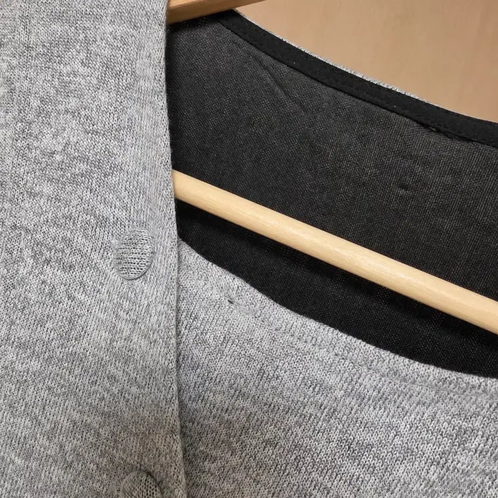 [BUNJANG] Gray Knit Vest and Skirt Two-Piece Set / 그레이 조끼 스커트 투피스 세트