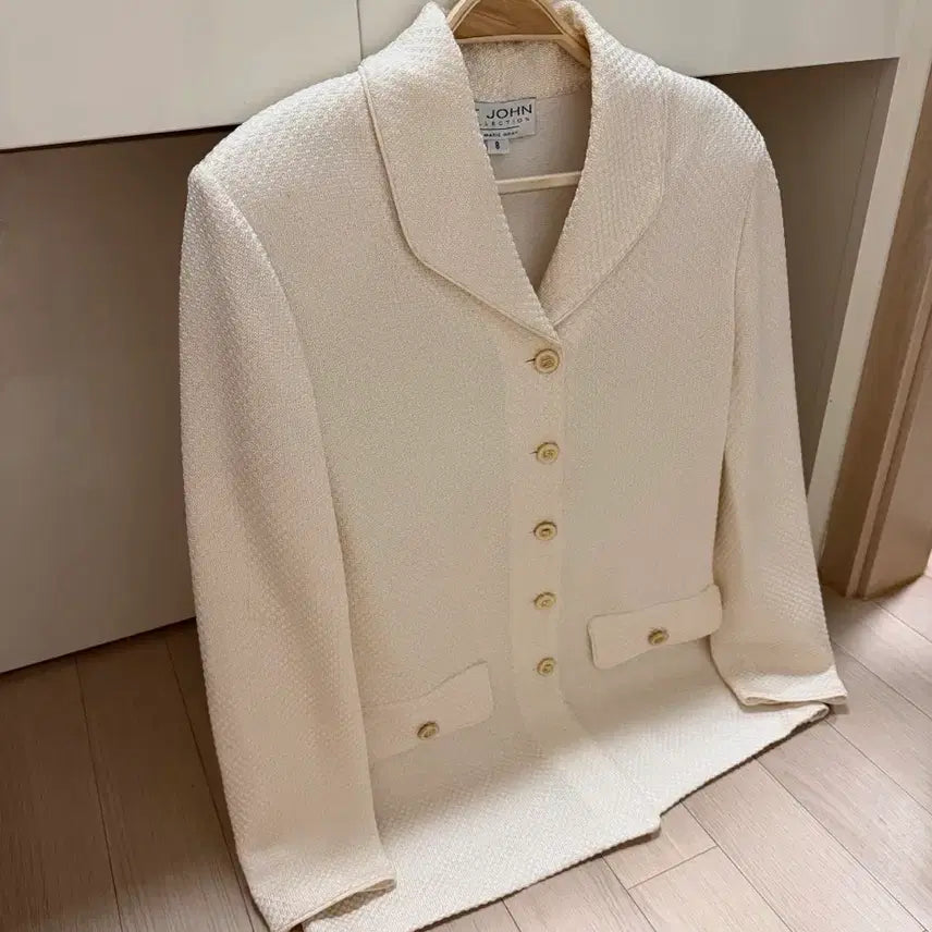 [BUNJANG] St. John Cream Ivory Jacquard Jacket / 센존컬렉션 st.john 크림아이보리 자카드 자켓 세인트존금장단추버튼