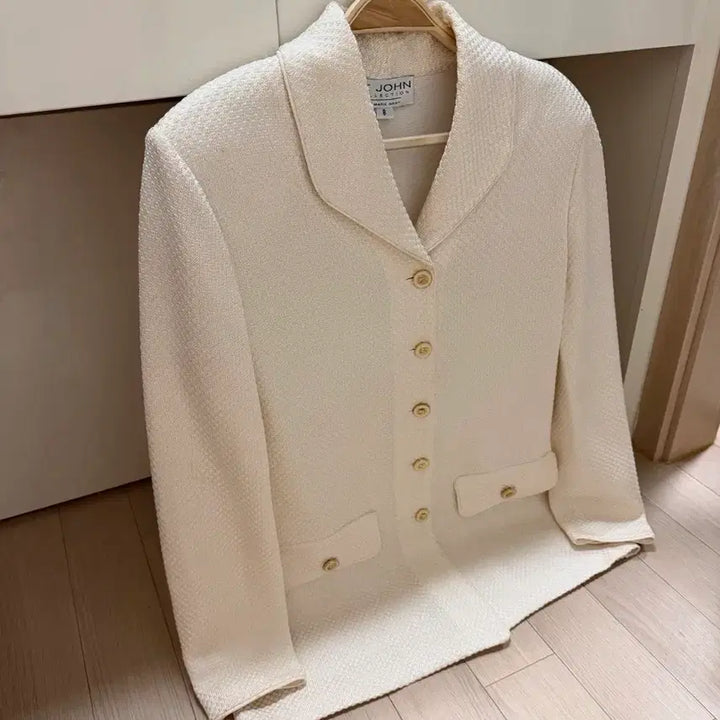 [BUNJANG] St. John Cream Ivory Jacquard Jacket / 센존컬렉션 st.john 크림아이보리 자카드 자켓 세인트존금장단추버튼