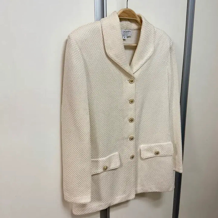 [BUNJANG] St. John Cream Ivory Jacquard Jacket / 센존컬렉션 st.john 크림아이보리 자카드 자켓 세인트존금장단추버튼