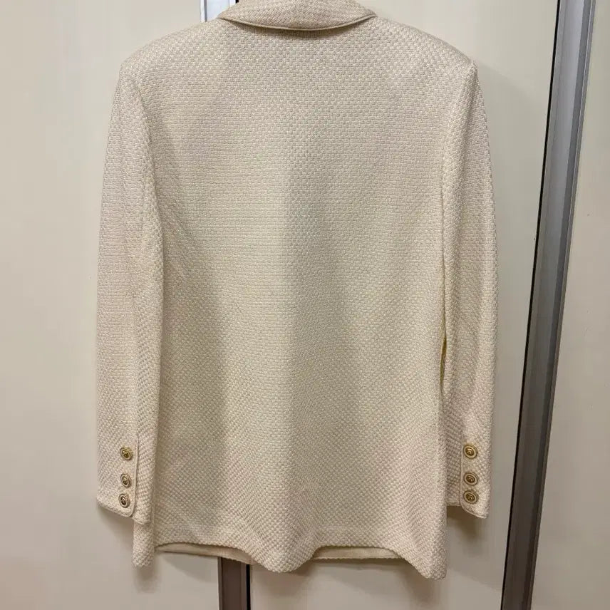 [BUNJANG] St. John Cream Ivory Jacquard Jacket / 센존컬렉션 st.john 크림아이보리 자카드 자켓 세인트존금장단추버튼