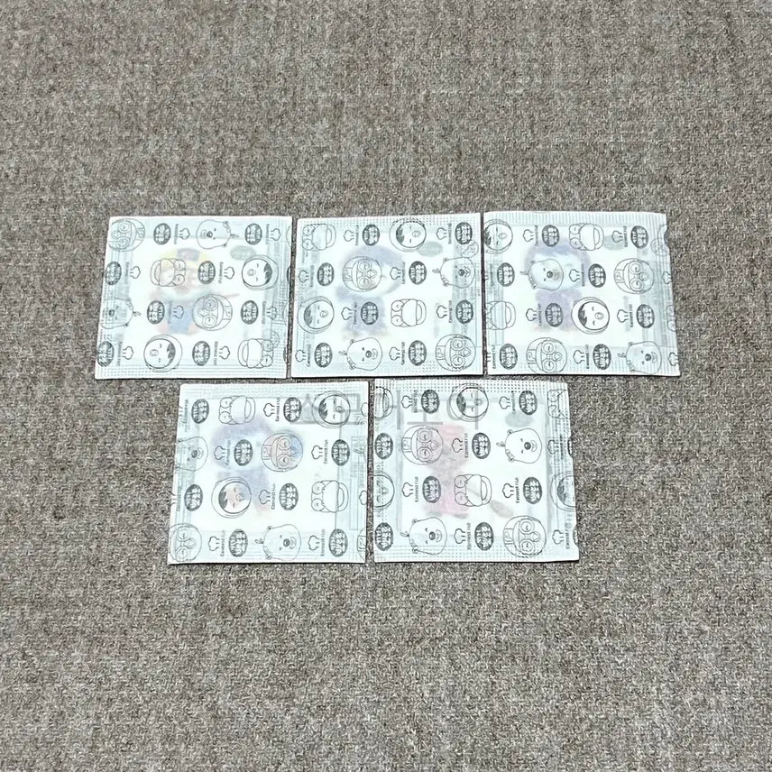 [BUNJANG] Pororo Ttibu Ttibu Seal Sticker Set / 뽀로로 띠부띠부씰