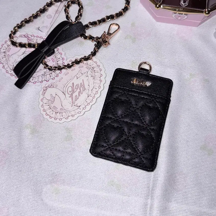 [BUNJANG] Lalacita Heart-Quilted Card Wallet / Lalacita Heart-Quilted Necklace 카드지갑 사원증