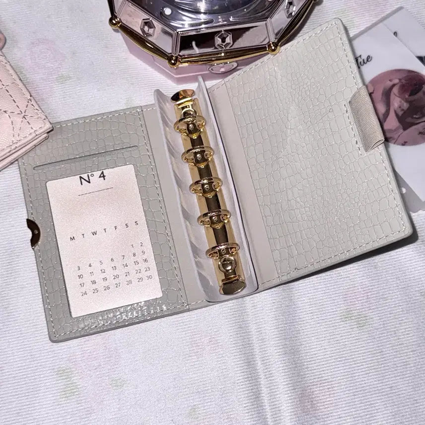 [BUNJANG] A8 5-Ring Binder, Cream Beige / 크록패턴 A8 5공 바인더_크림베이지