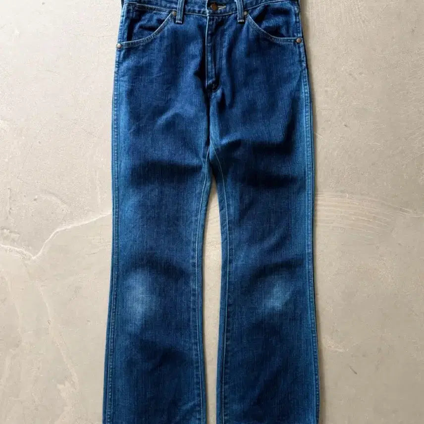 [SOLD OUT] Wrangler 부츠컷 데님팬츠