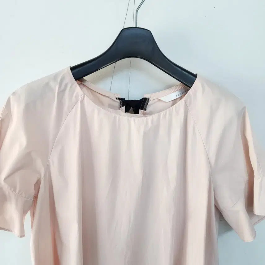 [BUNJANG] Lenibon Soft Pink Flare Short Sleeve Blouse / 레니본 연핑크 플레어 반팔 블라우스