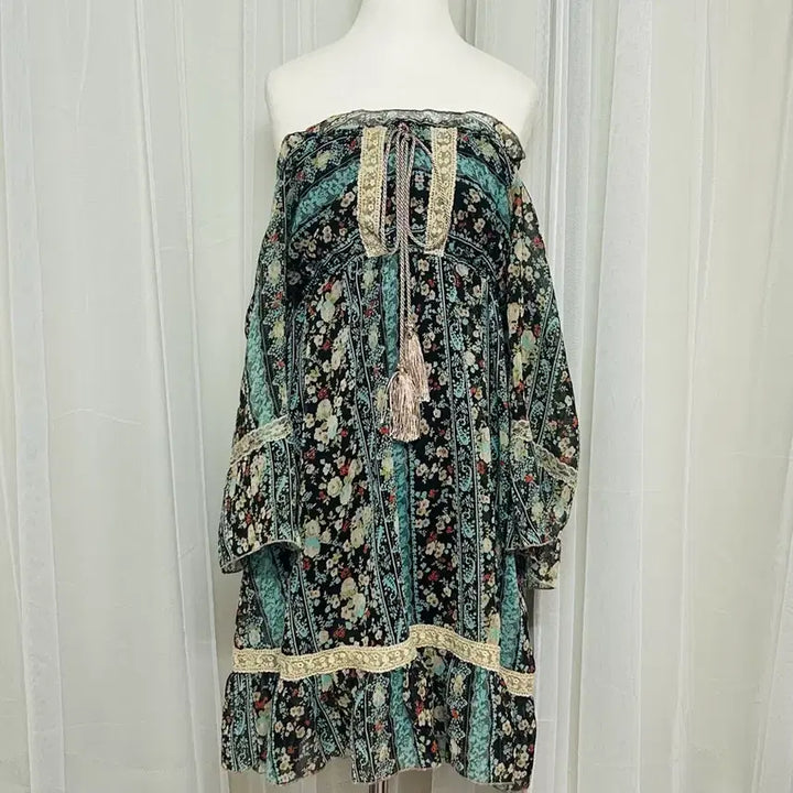 [BUNJANG] Mint Chocolate Floral Lace Dress / 민트초코 플로럴 레이스 원피스