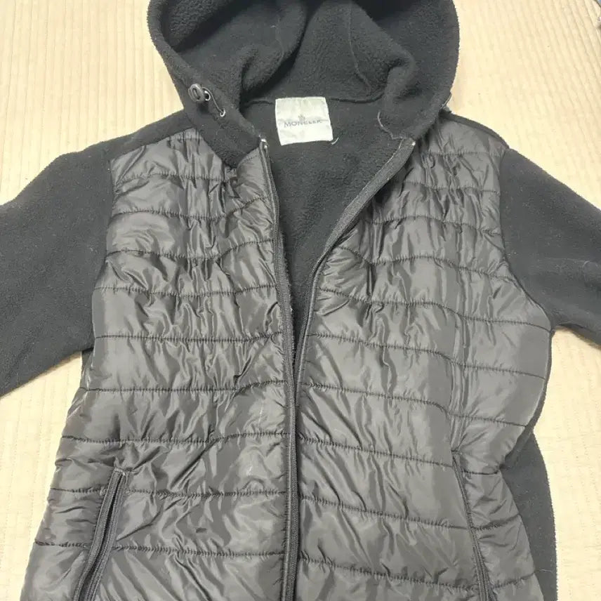 [BUNJANG] Moncler Knit Padded Jacket / 몽클레어 니트패딩