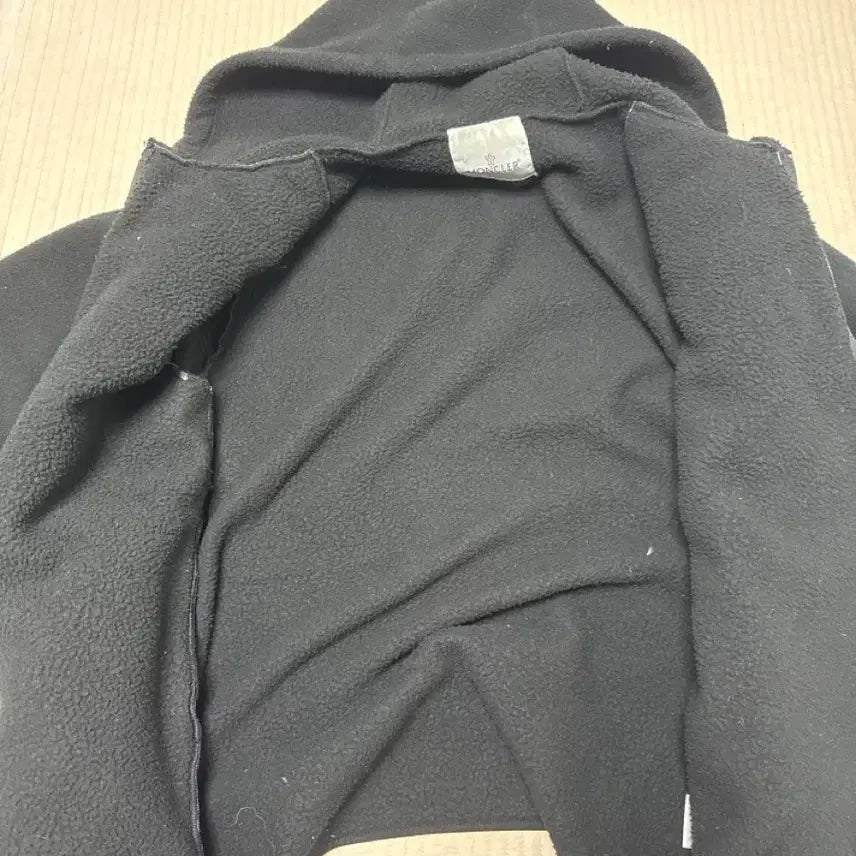 [BUNJANG] Moncler Knit Padded Jacket / 몽클레어 니트패딩
