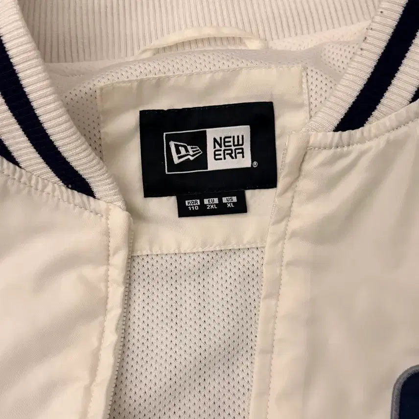 [SOLD OUT] 뉴에라 샌디에이고 파드리스 스타디움 자켓 XXL 사이즈