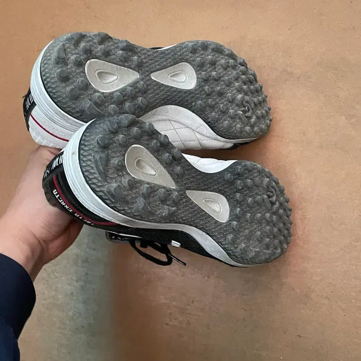 [BUNJANG] Undertech TF Futsal Shoes 270 / 언더테크 tf 풋살화 270
