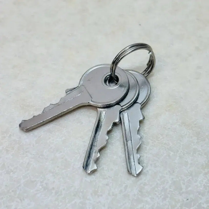 [SOLD OUT] 슈프림 자물쇠,열쇠 키체인 Keychain 미사용 새제품 팝니다.