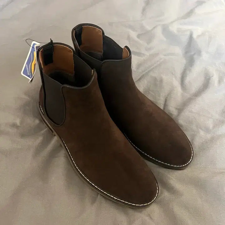 [BUNJANG] Clarks Chelsea Boots Brown 250 New / 클락스 첼시 부츠 브라운 250 새제품