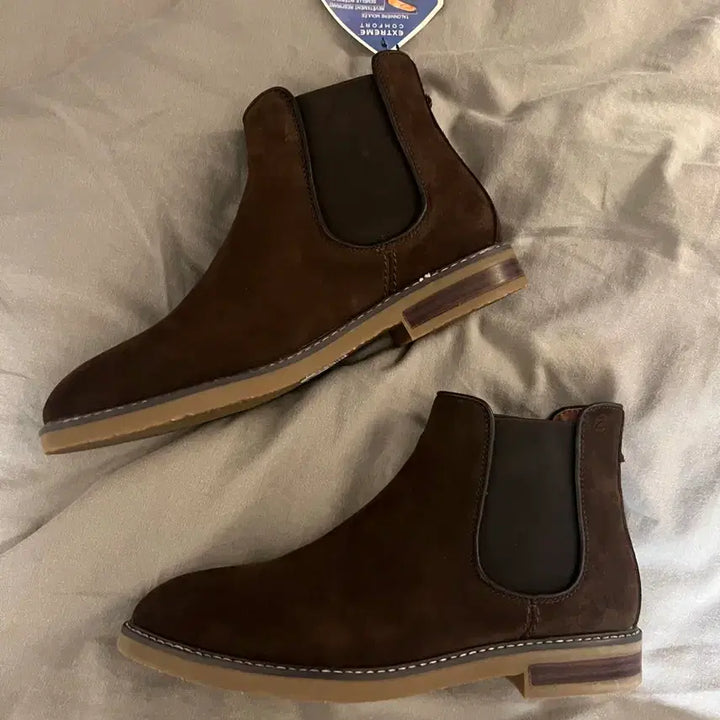 [BUNJANG] Clarks Chelsea Boots Brown 250 New / 클락스 첼시 부츠 브라운 250 새제품