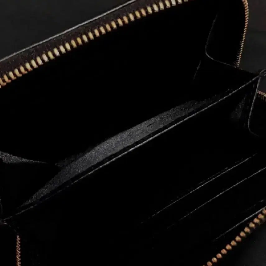 [BUNJANG] Jill Stuart Disney Bambi Wallet - Black / [한정판, 정품] 질스튜어트 디즈니 밤비 지갑 - 블랙