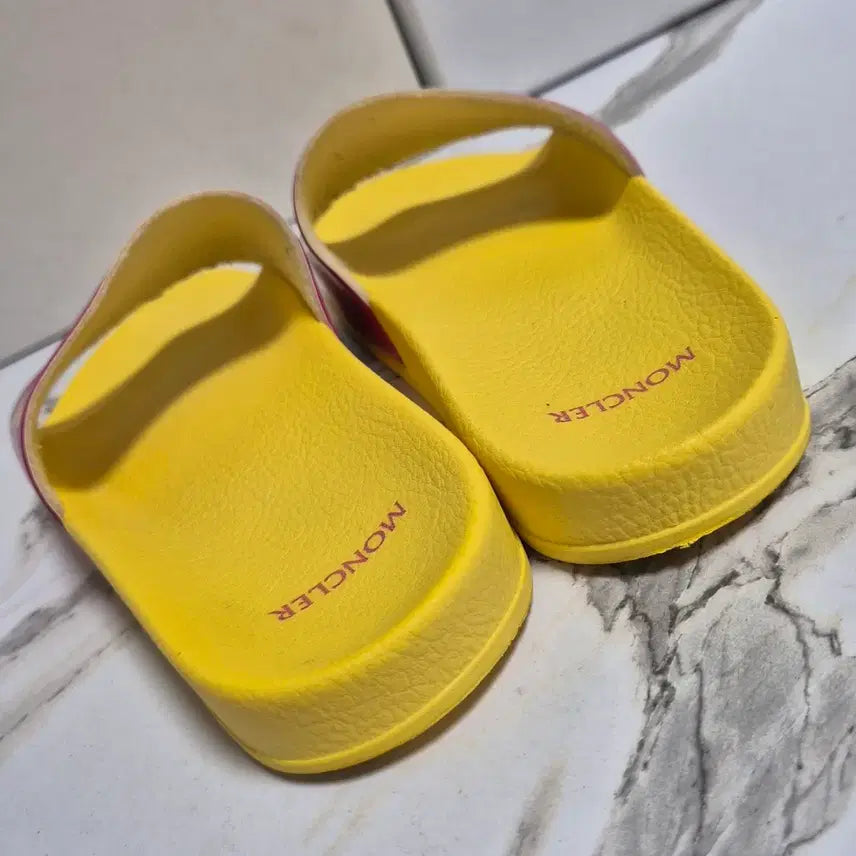 [BUNJANG] Moncler Slide Sandals Slippers (Size 35) / (정품) 몽클레어 슬라이드 샌들 슬리퍼 35