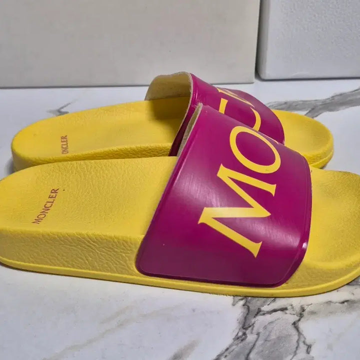 [BUNJANG] Moncler Slide Sandals Slippers (Size 35) / (정품) 몽클레어 슬라이드 샌들 슬리퍼 35
