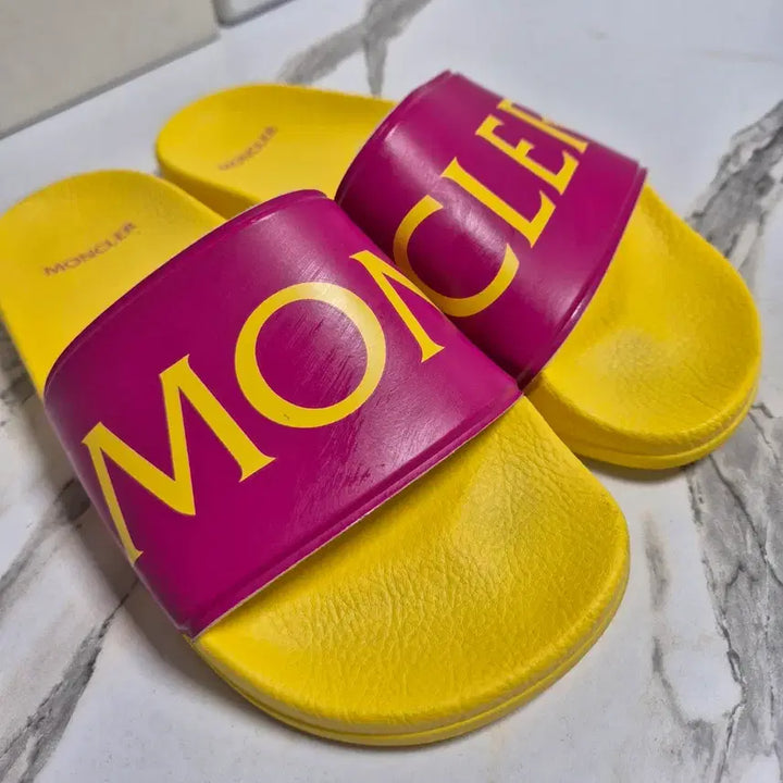 [BUNJANG] Moncler Slide Sandals Slippers (Size 35) / (정품) 몽클레어 슬라이드 샌들 슬리퍼 35