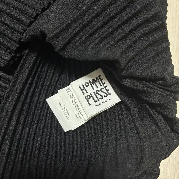 [BUNJANG] Issey Miyake Homme Plissé Long Sleeve Black Size 2 / 이세이미야케 옴므플리세 2사이즈 롱슬리브