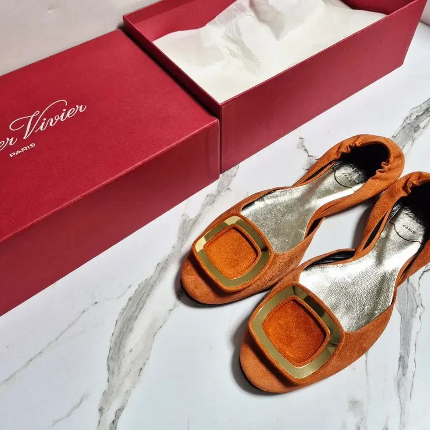 [BUNJANG] Roger Vivier Suede Ballerina Flat Shoes / (정품) 로저비비에 스웨이드 발레리나 플랫슈즈 36