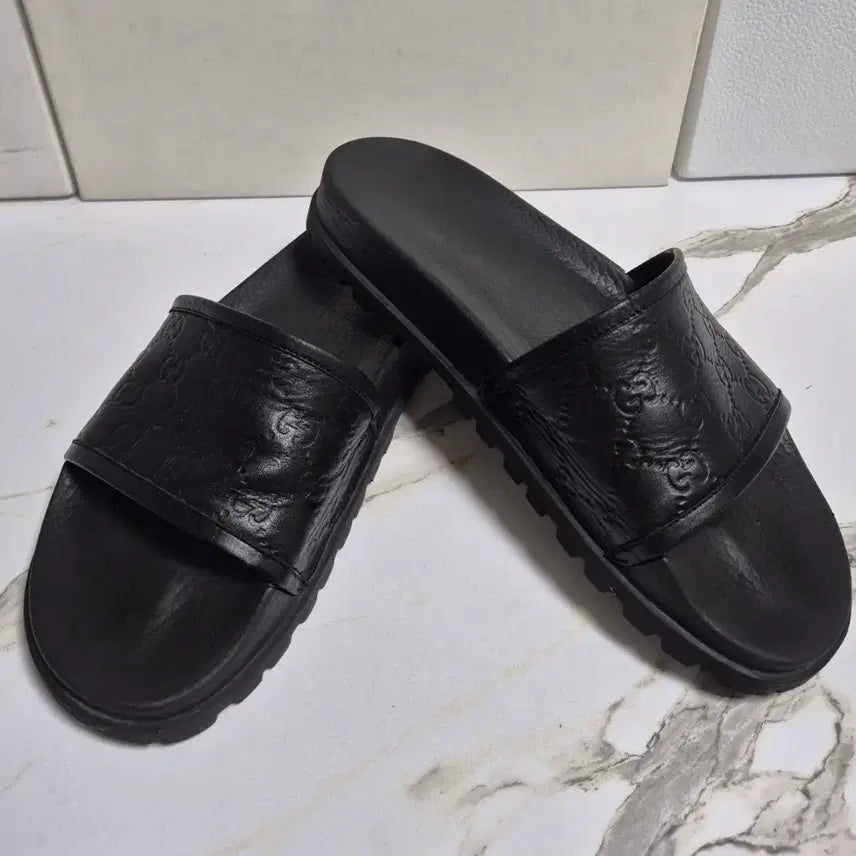 [BUNJANG] Gucci GG Leather Slide Sandals / (정품) 구찌 GG 가죽 슬라이드 샌들 슬리퍼 285