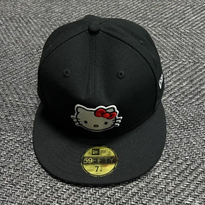[SOLD OUT] 뉴에라 헬로키티 714