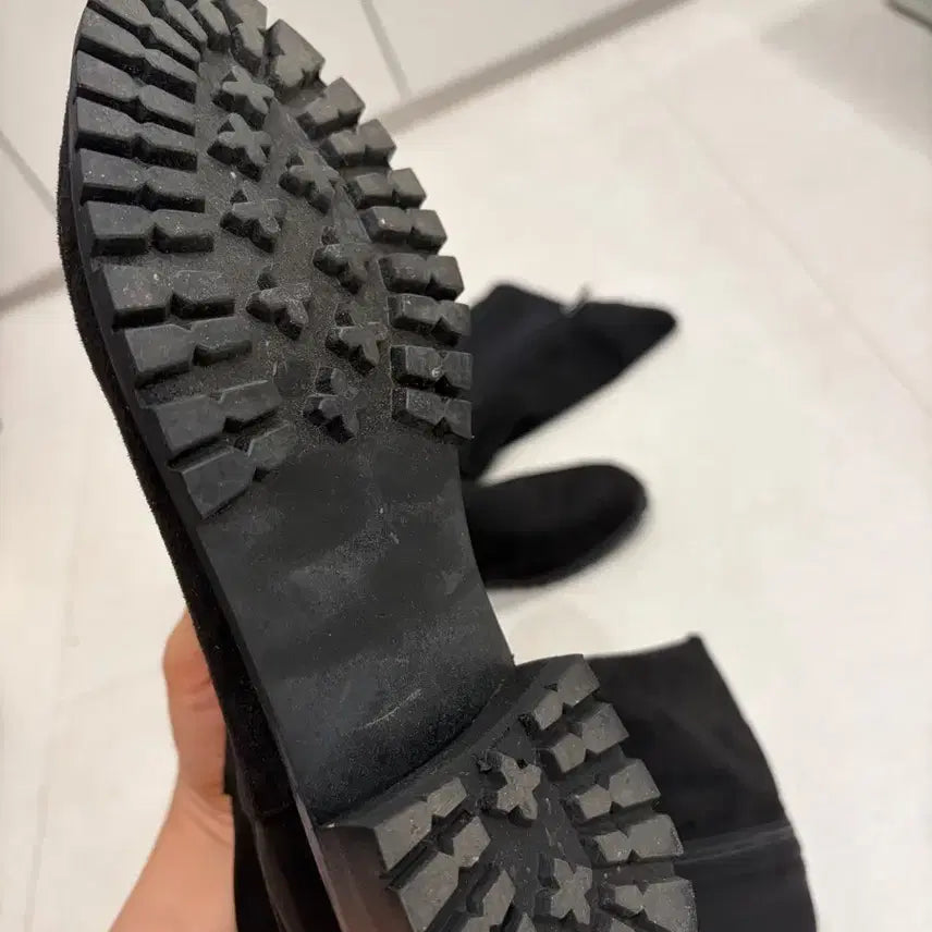 [BUNJANG] Suede Low-Heel Long Boots (240) / 240 부츠