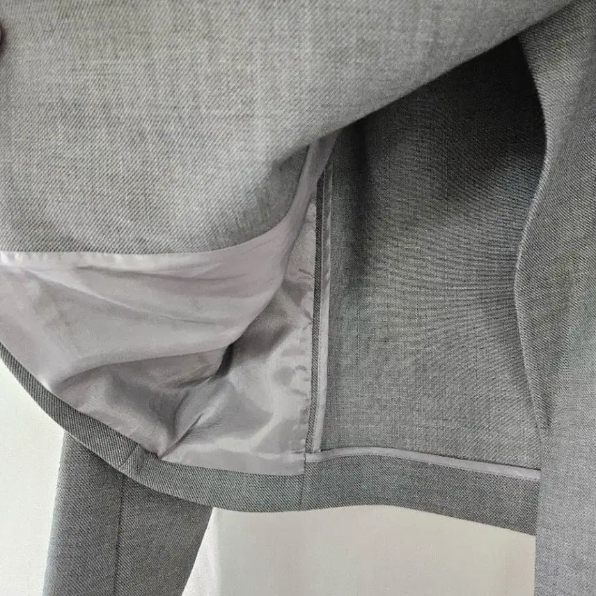 [BUNJANG] Colorless Crop Jacket and Pants Set / 고퀄 칼라리스 크롭자켓 팬츠 셋업 세트
