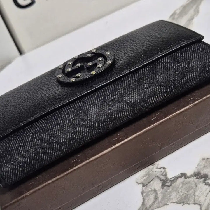 [BUNJANG] Gucci Interlocking Stud Long Wallet / (정품) 구찌 인터로킹 스터드 장지갑