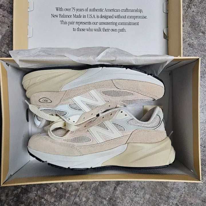 [BUNJANG] New Balance 990 V6 Sneakers (250mm) / 뉴발란스 990 v6 250mm