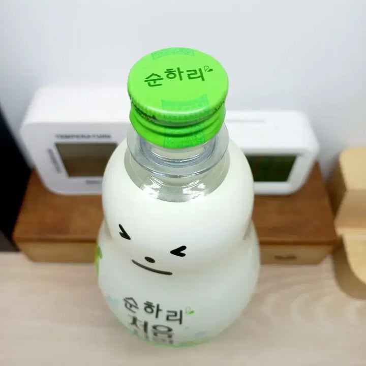 [BUNJANG] 순하리 처음처럼 x 스티키 몬스터랩 사과맛 피규어 공병 / 순하리 처음처럼 x 스티키 몬스터랩 사과맛 피규어 공병