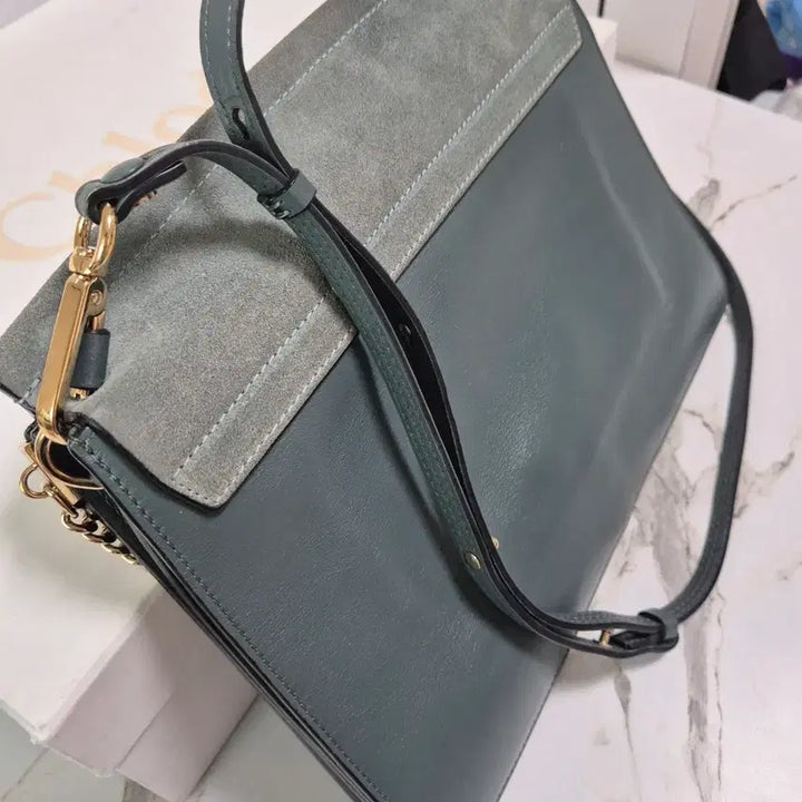 [BUNJANG] Chloé Faye Suede Medium Shoulder Bag / (정품) 끌로에 페이 스웨이드 미디움 숄더백 가방