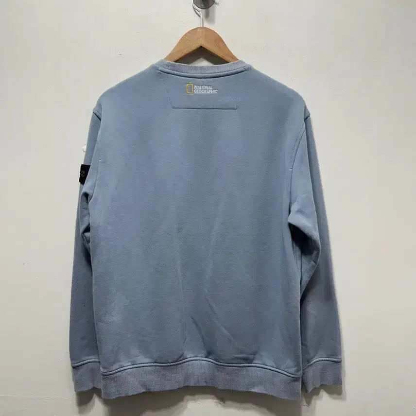 [SOLD OUT] 내셔널지오그래픽 맨투맨 티셔츠 하늘색 100