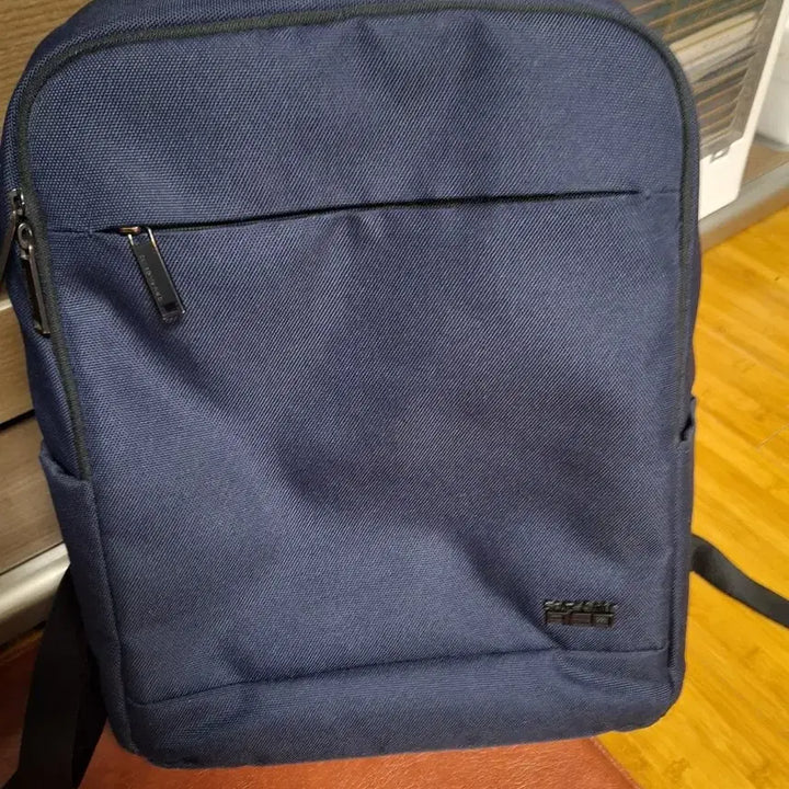 [BUNJANG] Samsonite Backpack - Navy 15.6-inch Laptop Compatible / 샘소나이트 백팩 성남시