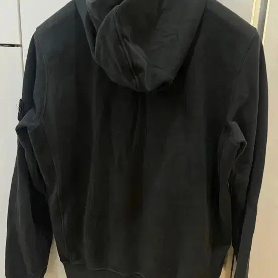 [BUNJANG] Stone Island Black Hoodie FW25 / 스톤아일랜드 블랙 후드집업 25fw