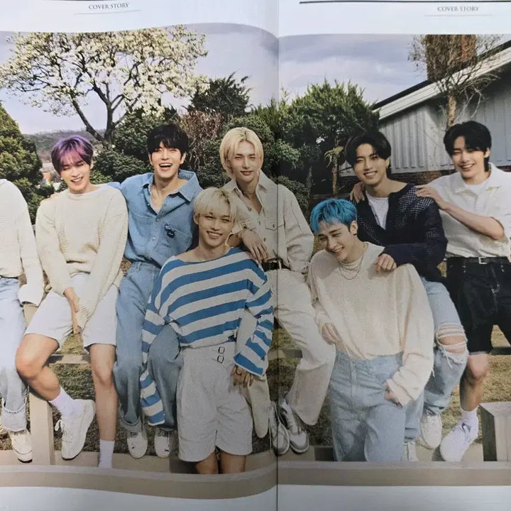 [BUNJANG] First Look Stray Kids Magazine Vol. 237 / 퍼스트룩 237호 스트레이키즈