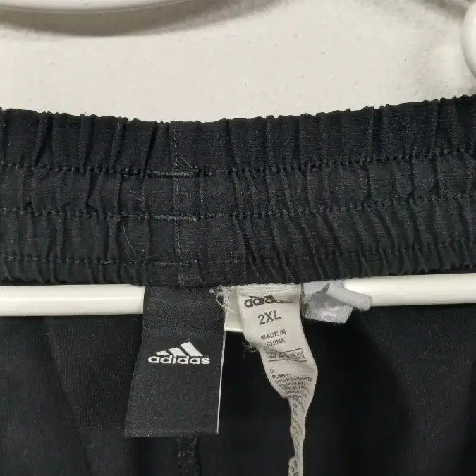 [BUNJANG] Adidas Black Shorts / 아디다스 삼선 블랙 반바지