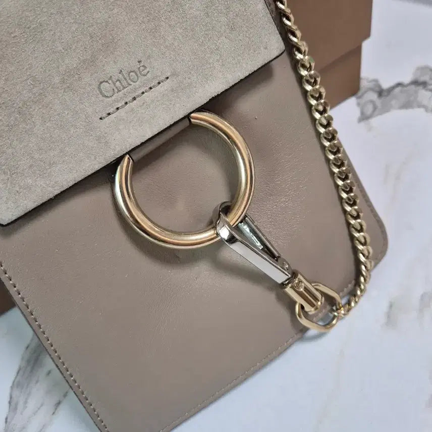 [BUNJANG] Chloé Faye Bracelet Small Crossbody Bag / (정품) 끌로에 페이 브레이슬릿 스몰 크로스백 가방
