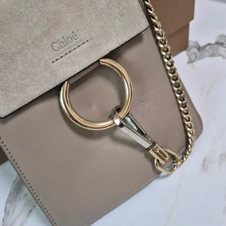 [BUNJANG] Chloé Faye Bracelet Small Crossbody Bag / (정품) 끌로에 페이 브레이슬릿 스몰 크로스백 가방