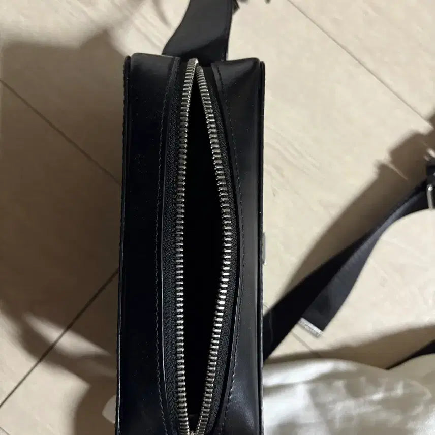 [BUNJANG] Wooyoungmi Square Mini Bag - Black / 우영미 스퀘어 미니백 블랙