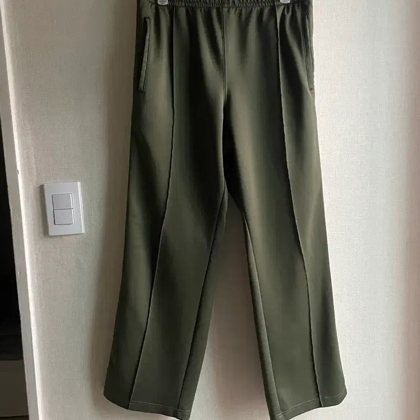 [BUNJANG] Glen Park x The Souvenir Shop Training Pants M / 글렌파크 X 더 수베니어샵 트레이닝 팬츠 M