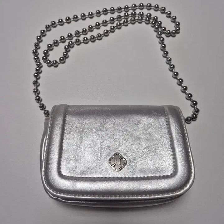 [BUNJANG] HEIRLY Poppy Chain Mini Bag Crossbody / 히어리 포피 체인 미니백 크로스백